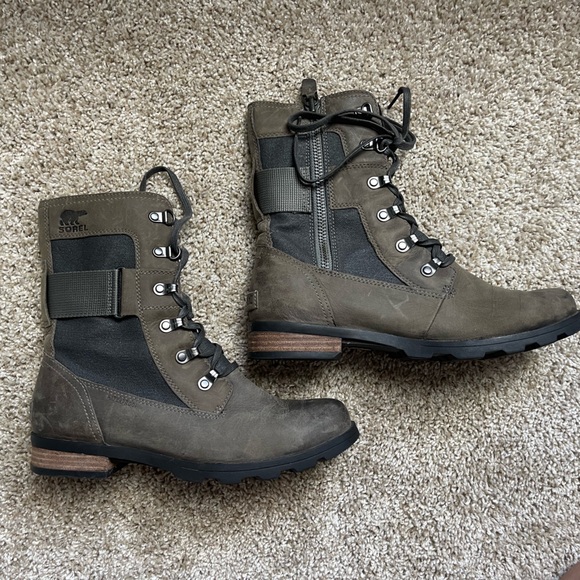 SOREL EMELIE CONQUEST BOOT SIZE 8 (tan/ olive green color) - Picture 3 of 8